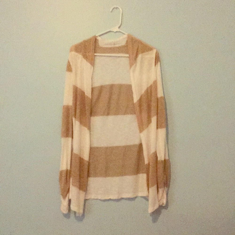 Long sleeved gold and white sweater